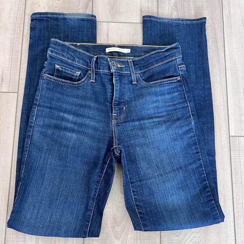 Levi's 314 Shaping Straight jeans size 26